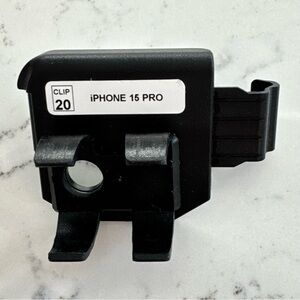 Inito iPhone 15 Pro attachment clip